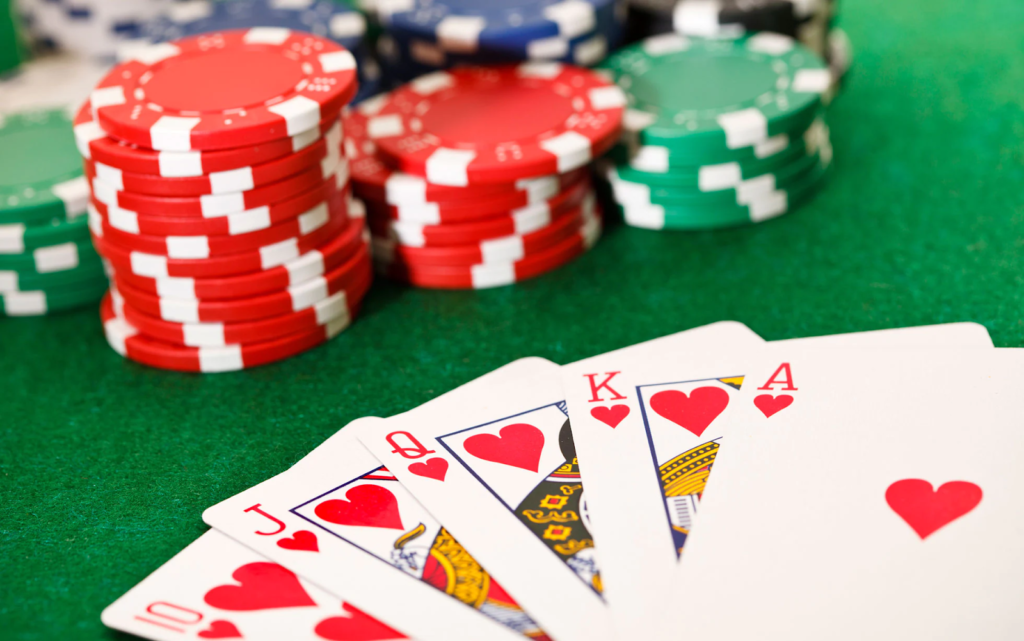 Poker là một trò chơi bài phổ biến trên toàn thế giới
